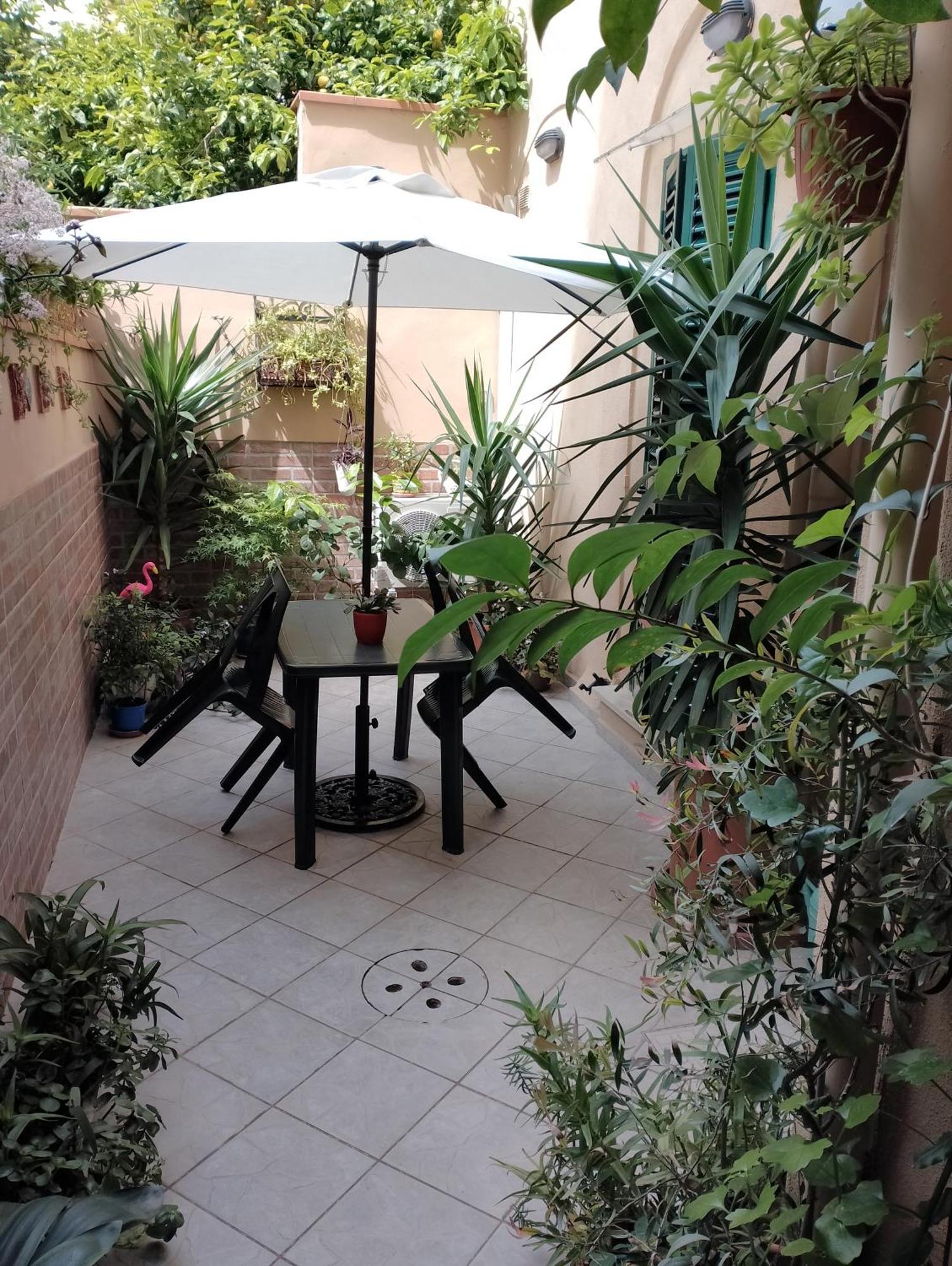 Il Piccolo Eden - Private Garden Leilighet Livorno Eksteriør bilde